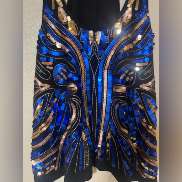 Sequins top - Picture 2 of 3